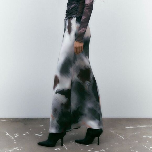 Zara Satin Effect Printed Skirt New - Picture 4 of 10